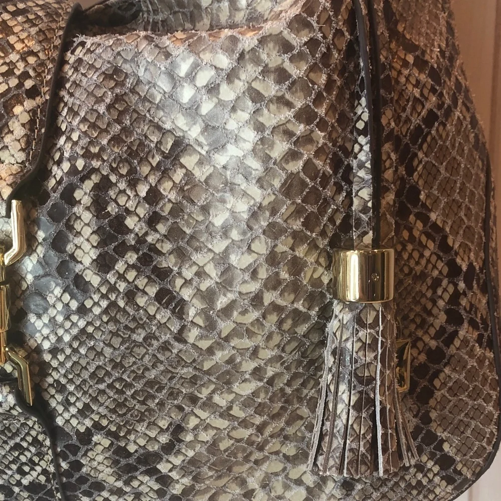 NWOT G.I.L.I. Soft Leather Python Print Large Hobo Shoulder Bag with Tassel